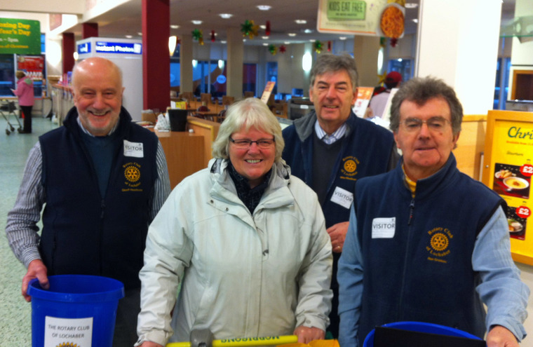Feature bag packing