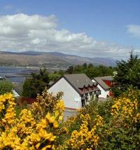 Ben Nevis mountain country - Calluna self catering apartment(s) in Fort William are perfect for walkers, climbers and outdoor people. Welcome to Ca...
