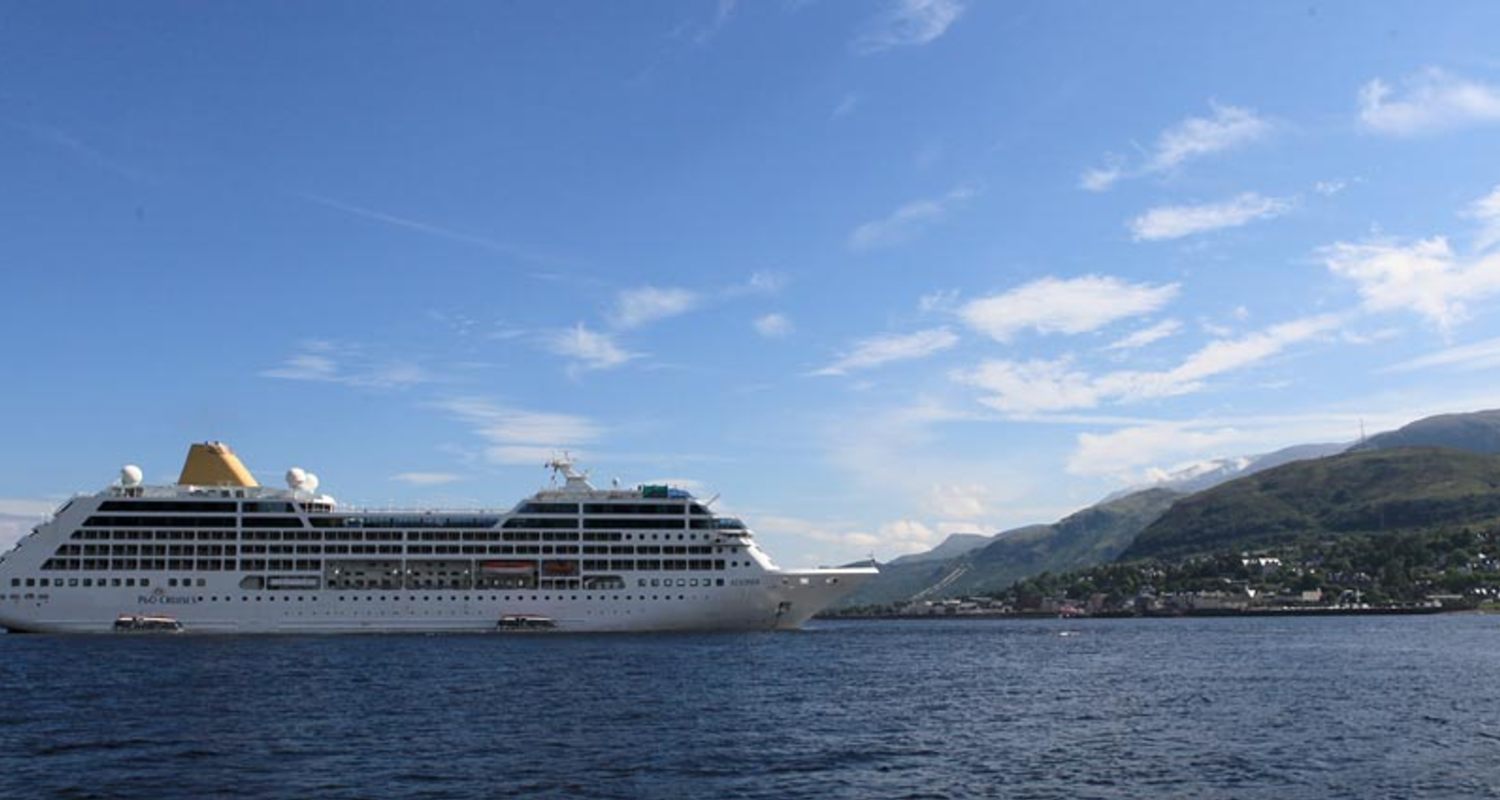 Adonia visits Fort William