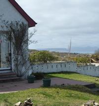 Our seaside Highland farmhouse at Arisaig provides a great place to stop over on the way to Mallaig for the Isle of Skye ferry. Kilmartin Guesthous...