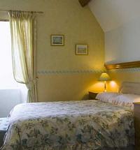 Only minutes from Fort William town centre and within walking distance of the train station and bus stance, St Andrews House is a wonderful, Victor...