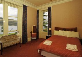 Dalchreggan House is a grand Victorian villa with large, spacious bedrooms close to Fort William's town centre. This traditional bed and breakfast ...