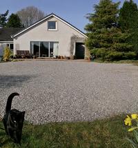 Invergarry Lodge is an independent, self-catering youth hostel located in the Great Glen, in the heart of the Scottish Highlands.Surrounded by moun...