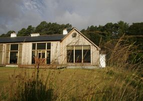 Garmoran Square offers the best of both worlds - a rural getaway amid spectacular west coast scenery but with contemporary city-chic on the accommo...