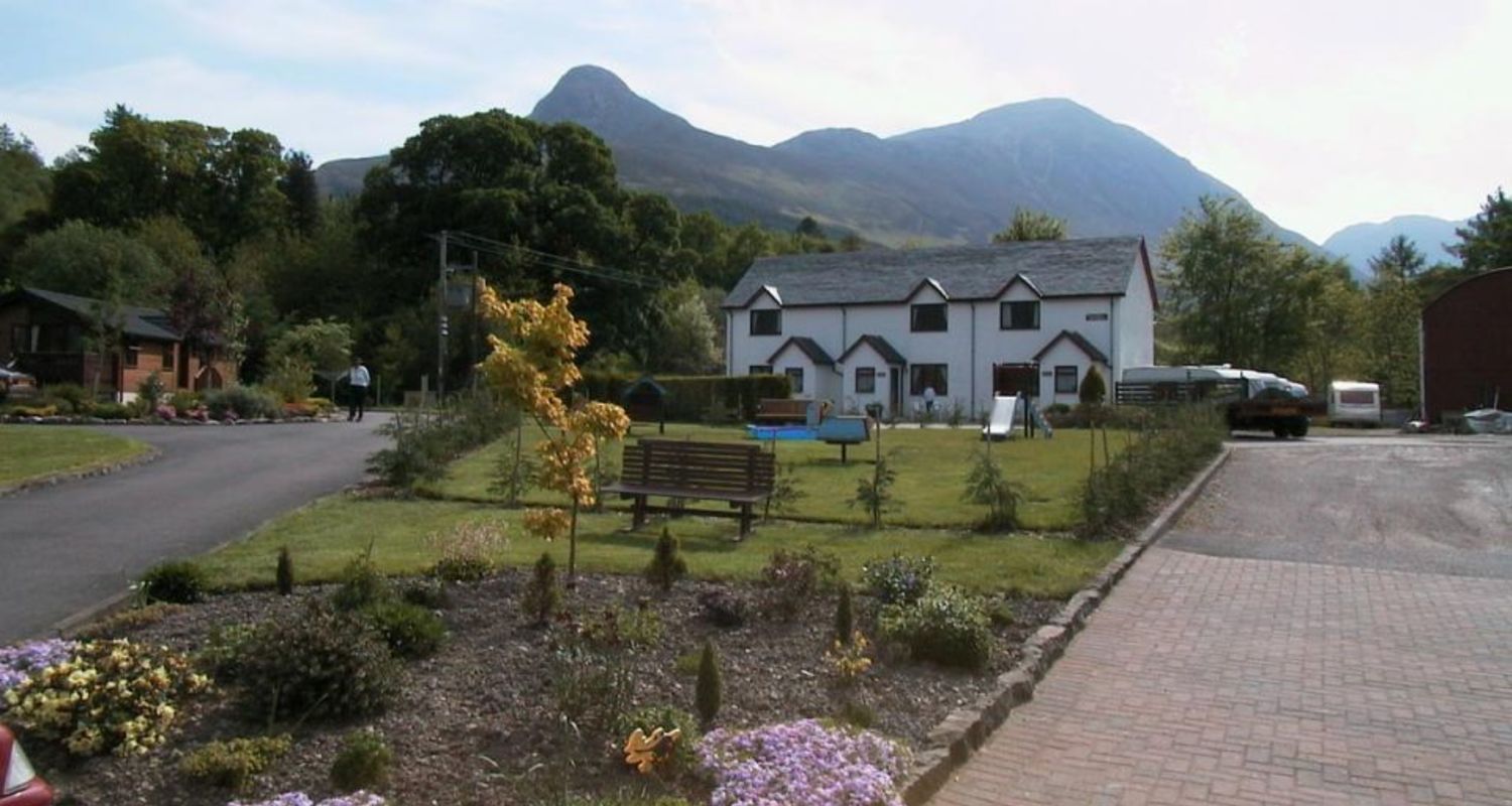 MacIain Cottages