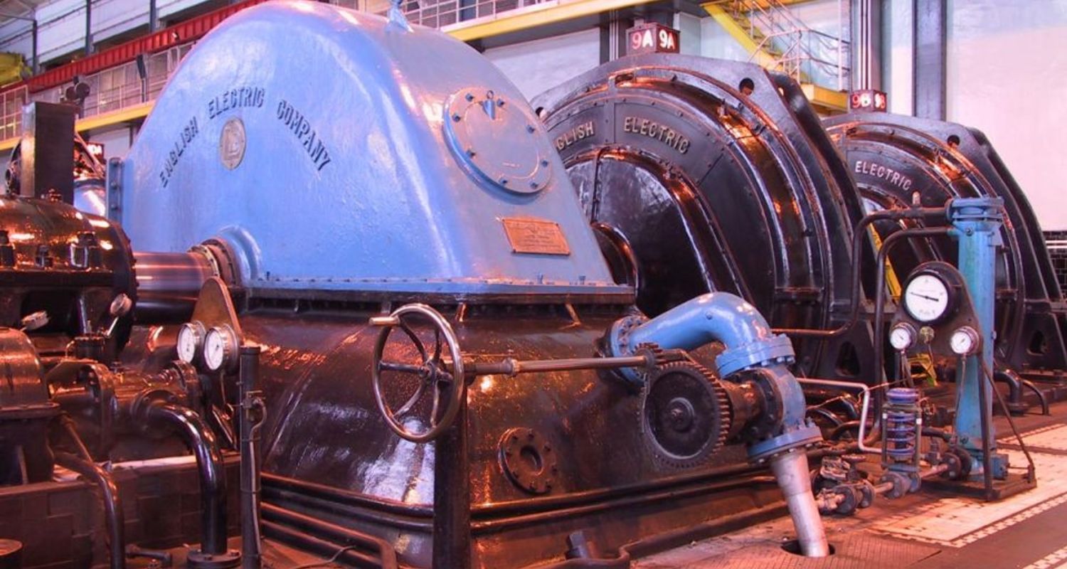 An original generator at Fort William