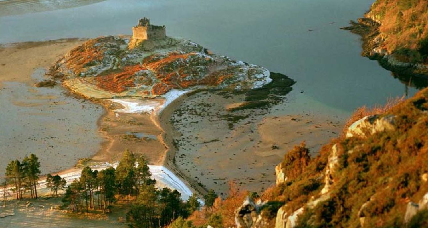 Tiora Castle