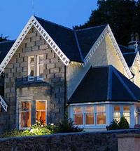 With fine views over Loch Linnhe and the hills of Ardgour, Buccleuch B & B (pronounced 'Buckloo') provides a great place to stay while visiting...