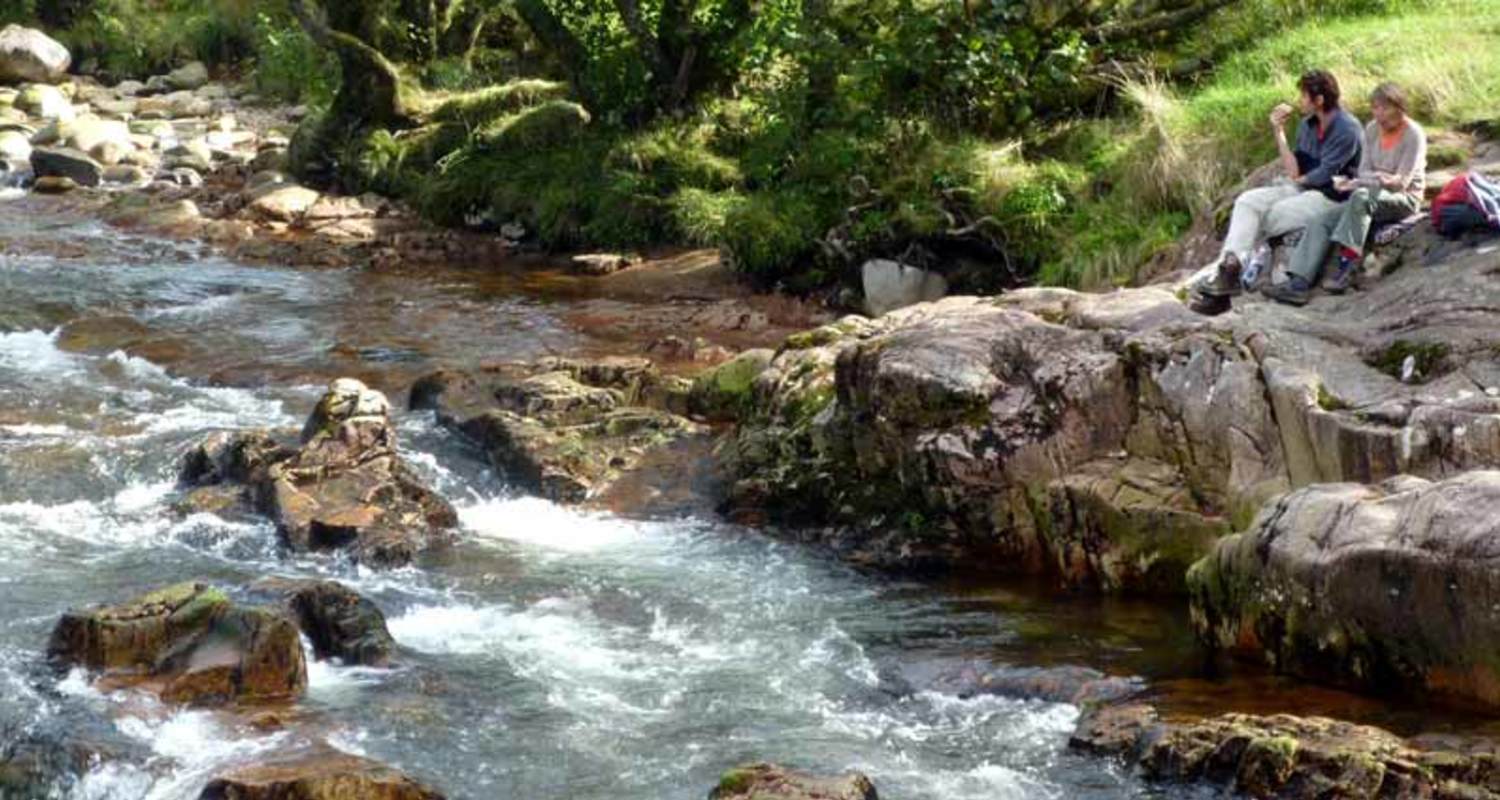 Lunch by the Lower Falls