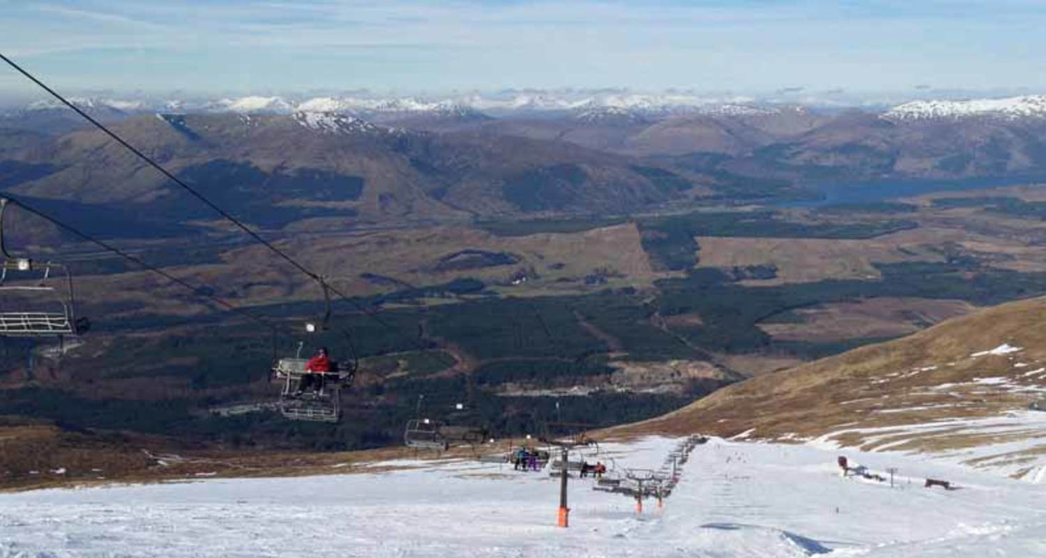 Skiing Snow Boarding In Fort William Scotland