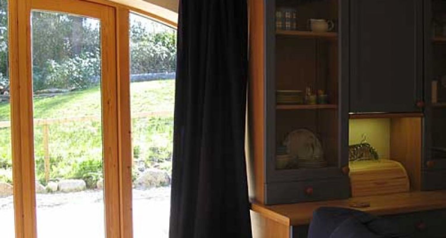 Fort William cottages with gardens