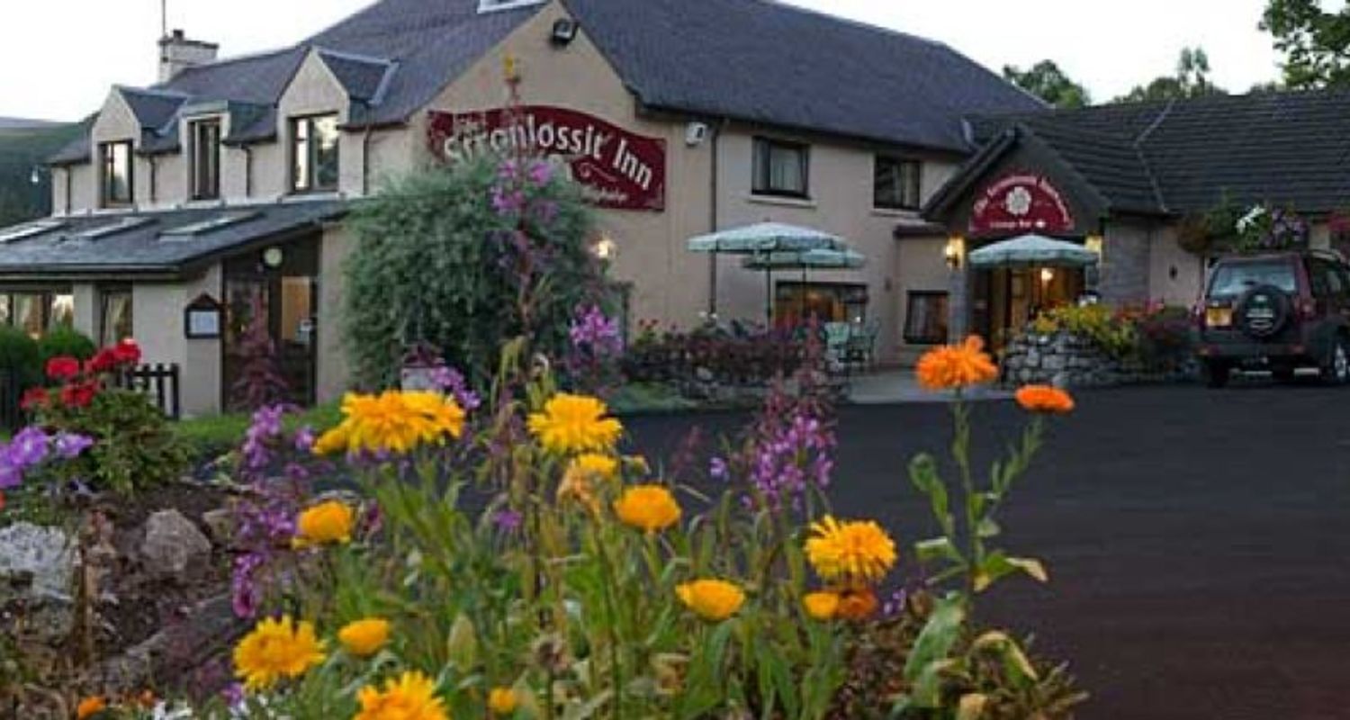 Eating Out in Roybridge