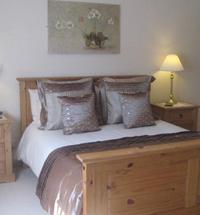 Roe Deer Cottage is situated on our croft in North Ballachulish and enjoys magnificent views over wild mountain and moorland. Our cottage is comfor...