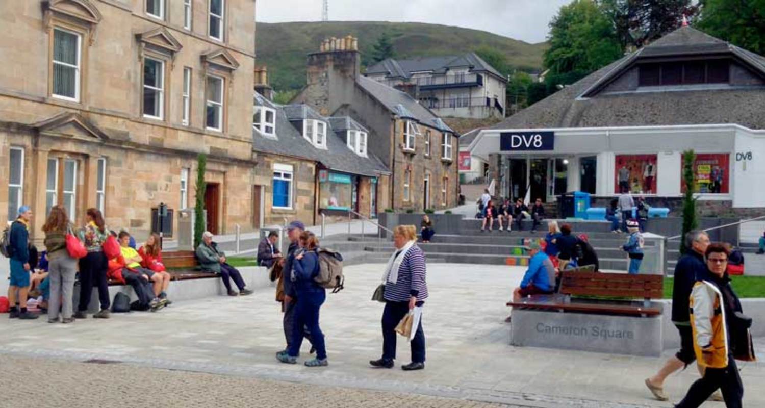 Visitors in Fort William