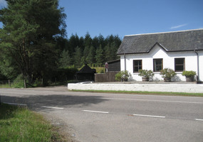 But'N'Ben holiday cottage offers comfortable, homely and affordable self catering accommodation for up to 4 people in the beautiful scenery of the ...